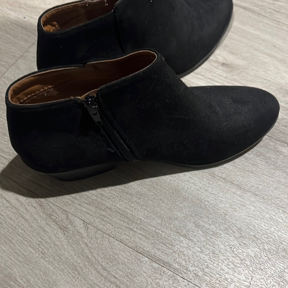 $20 booties - Picture 2 of 5
